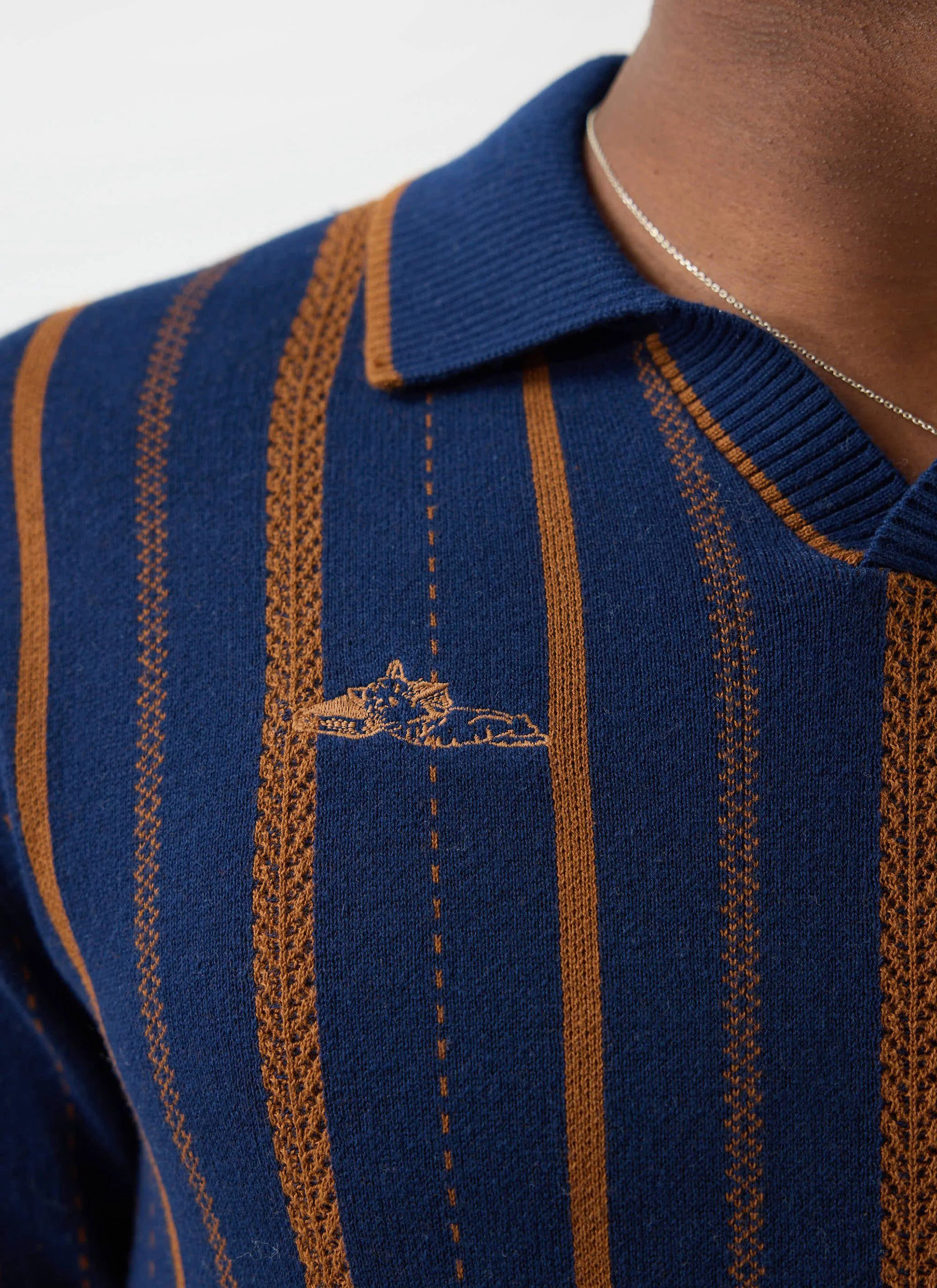 Citation Knitted Football Shirt | Cotton | Navy - Image 4