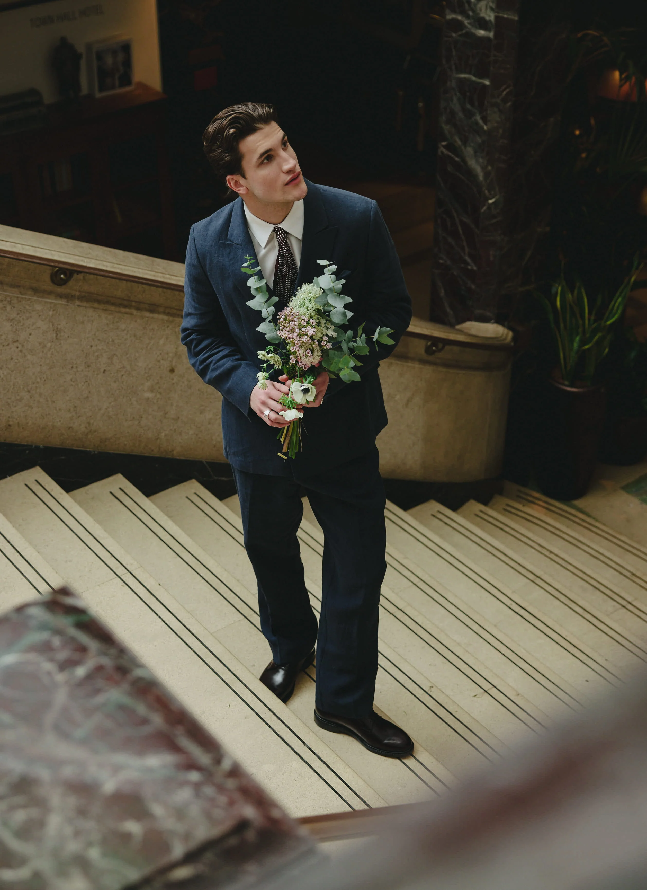 Clifton Double Breasted Blazer | Linen | Navy - Image 6
