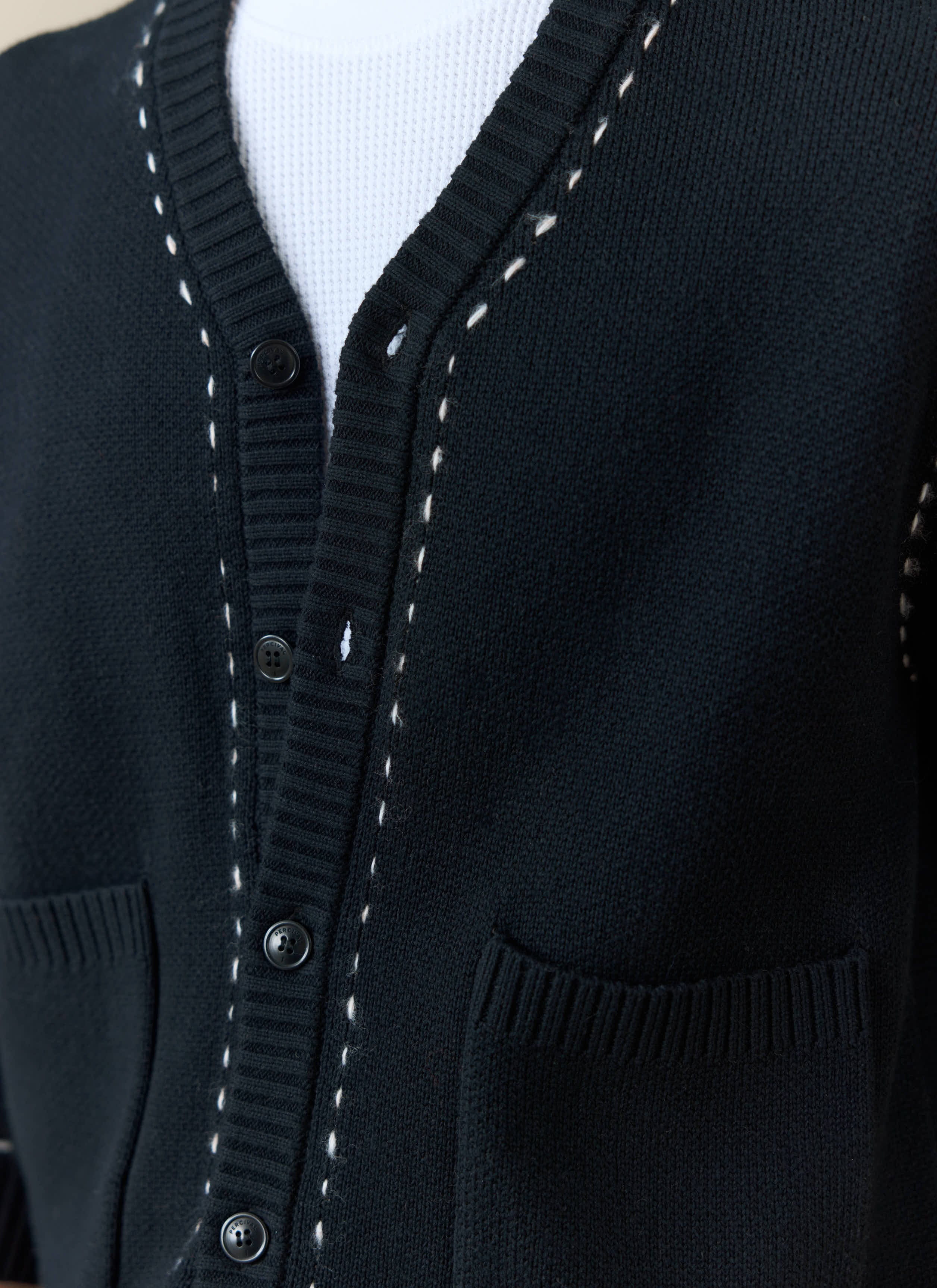 Module Boxy Cardigan | Cotton | Black - Image 2