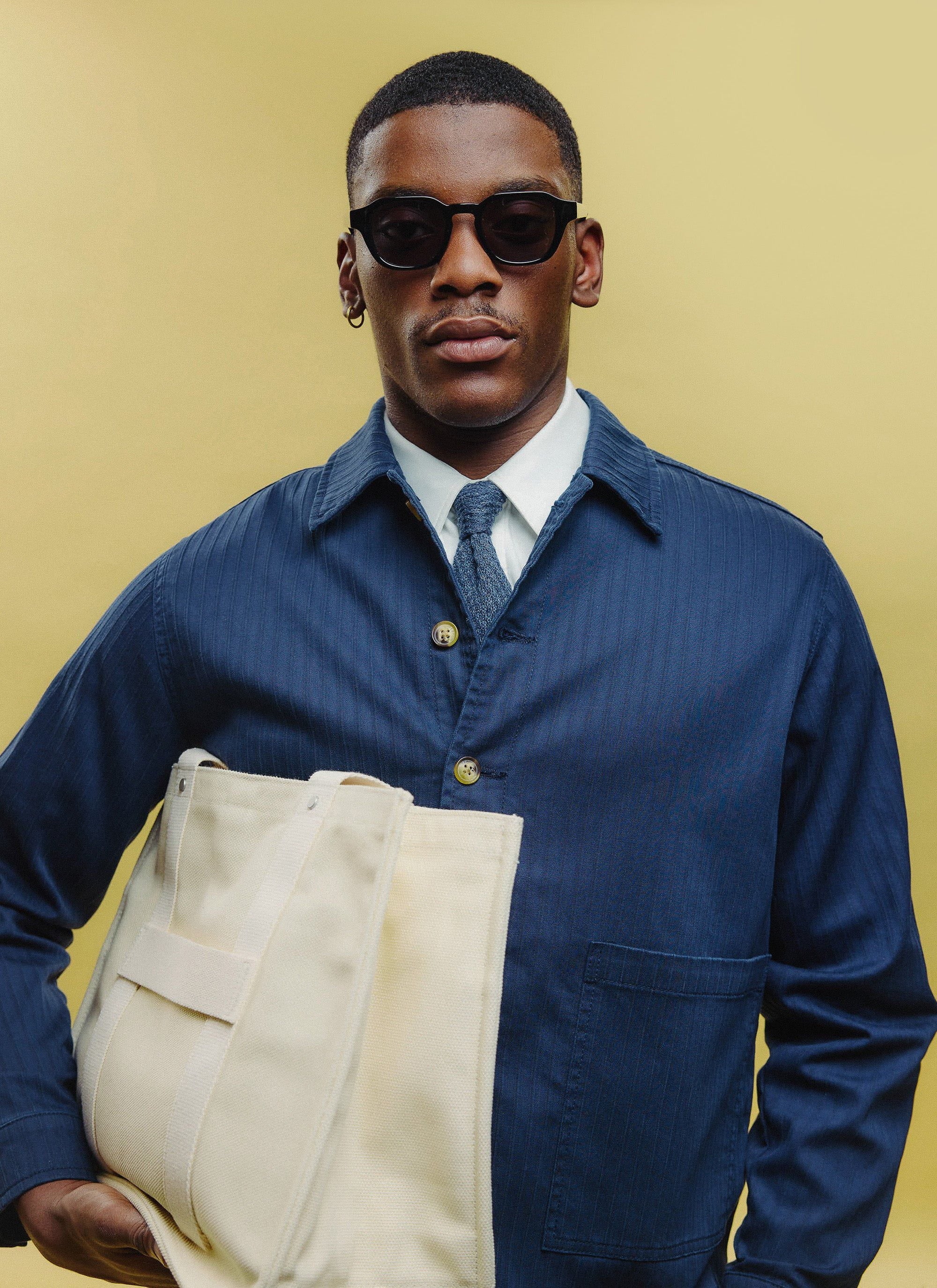 P001-E2 Black Sunglasses | Black Polarized Lenses - Image 3
