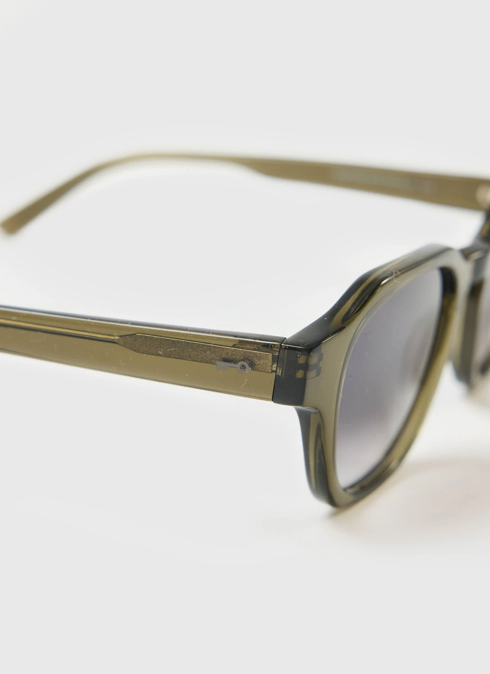 P001-E52 Olive Green Sunglasses | Light Brown Lenses - Image 2