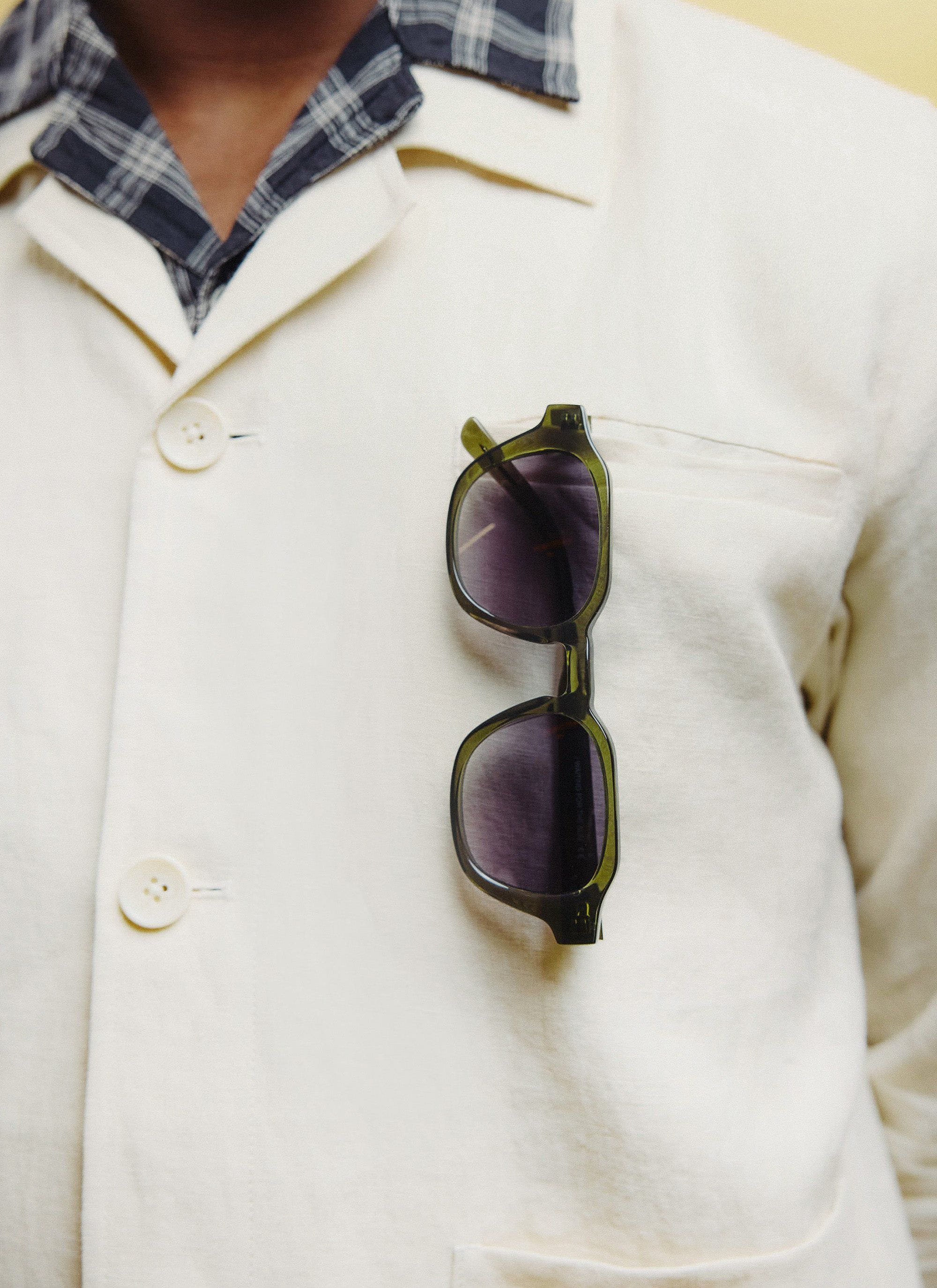 P001-E52 Olive Green Sunglasses | Light Brown Lenses - Image 6