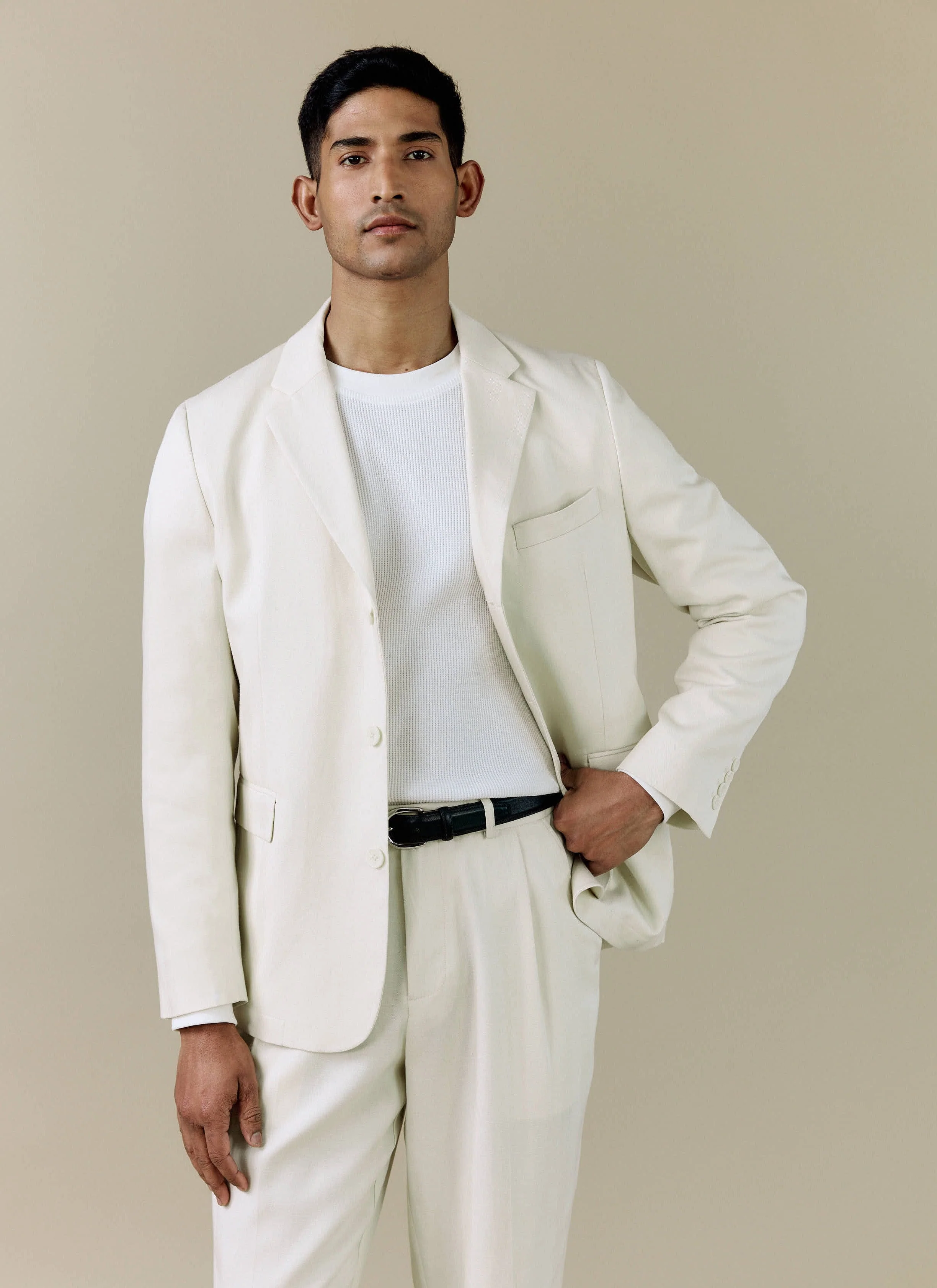 Tailored 3 Button Blazer | Lyocell | Cream - Image 4