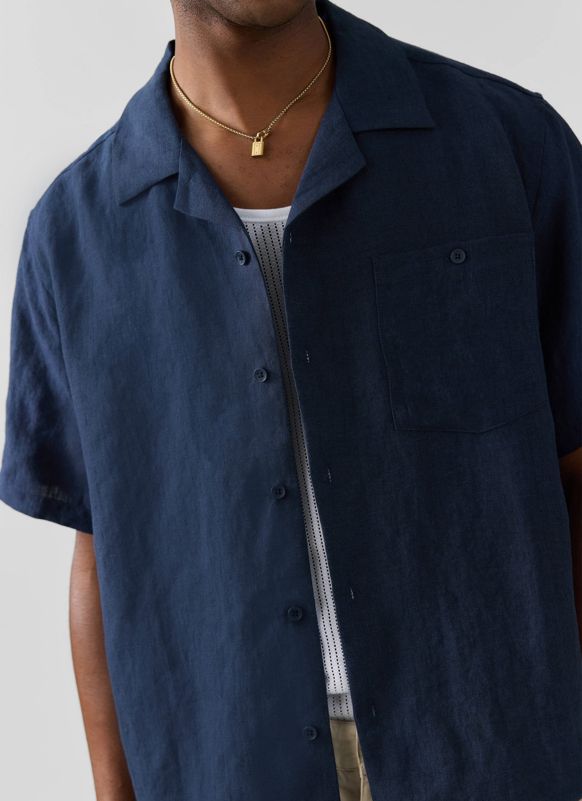 Short Sleeve Cuban Shirt | Linen | Navy - Image 4