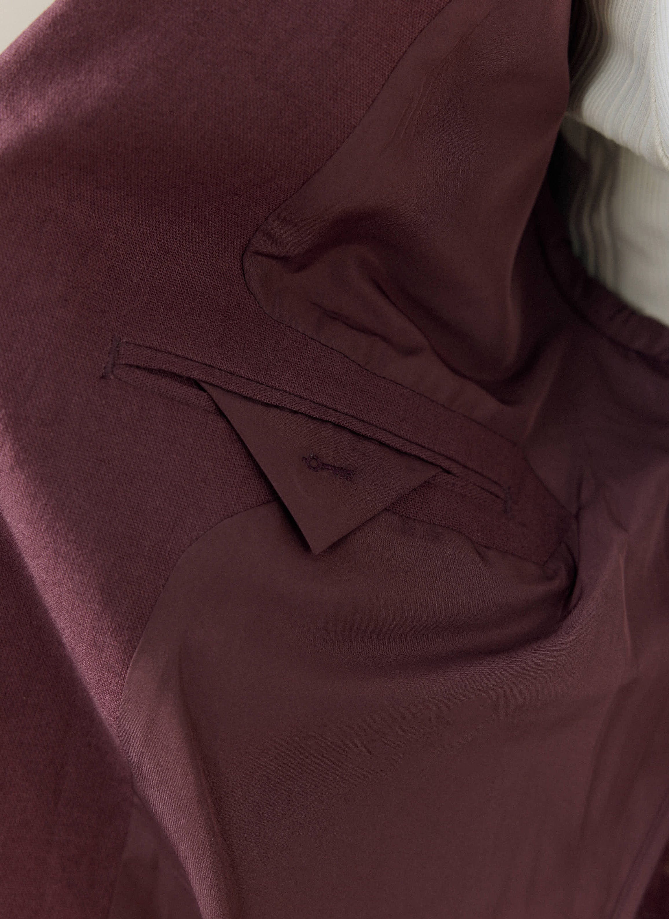 Tailored Blazer | Linen | Merlot - Image 6
